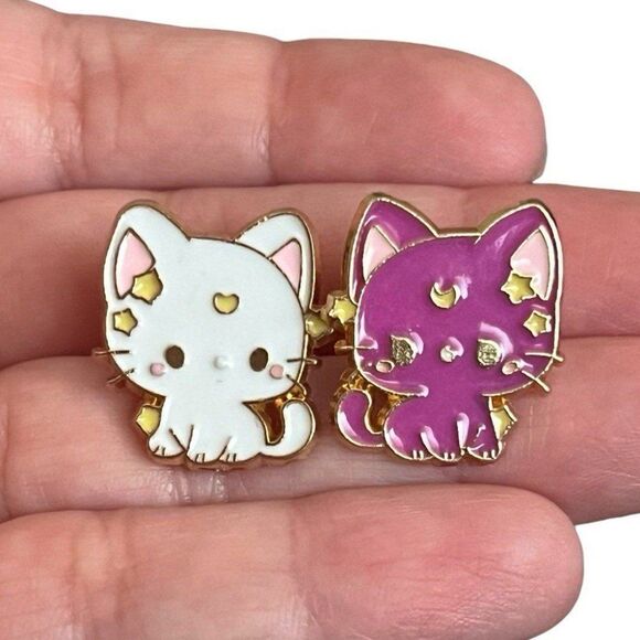 Set of 2 Sailor Moon Luna and Artemis Couple Best Friends Enamel Pins - Picture 2 of 10